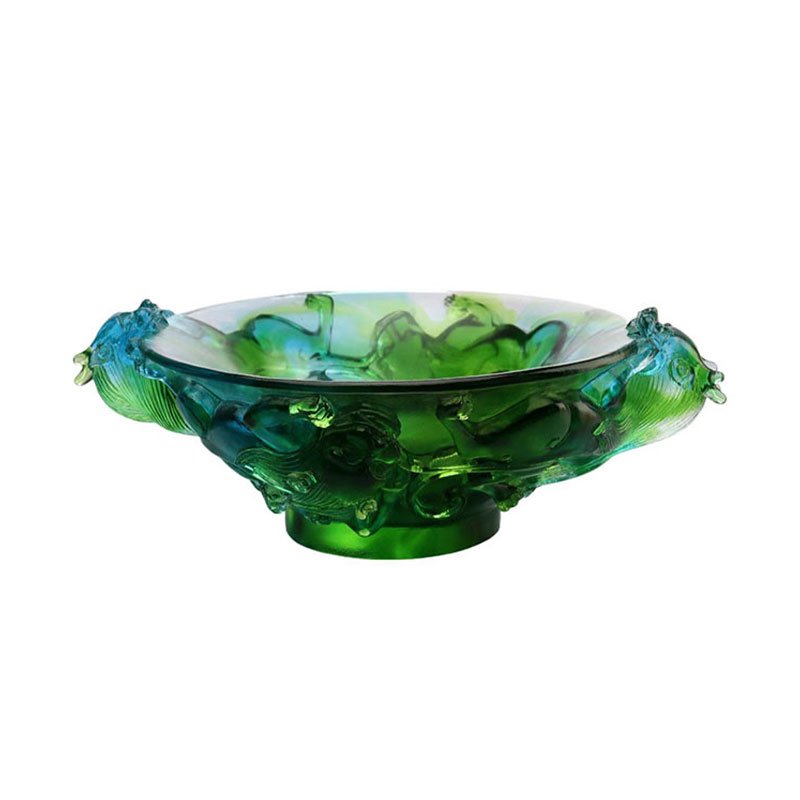 Läpinäkyvä vihreä lasi hedelmälautanen