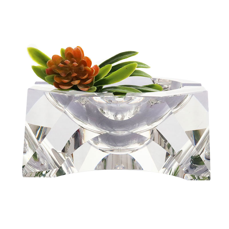 Yksinkertainen geometrinen muotoilu läpinäkyvä lasi kristalli tuhkakuppi