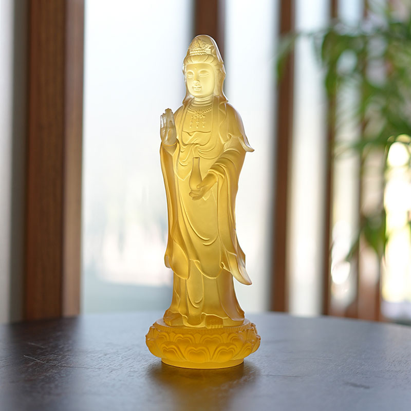 Guanyin Bodhisattvan lasipatsas