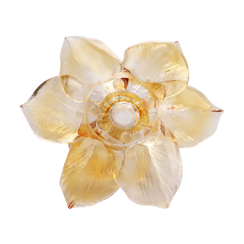 Terälehden muotoinen lasikynttilänjalka