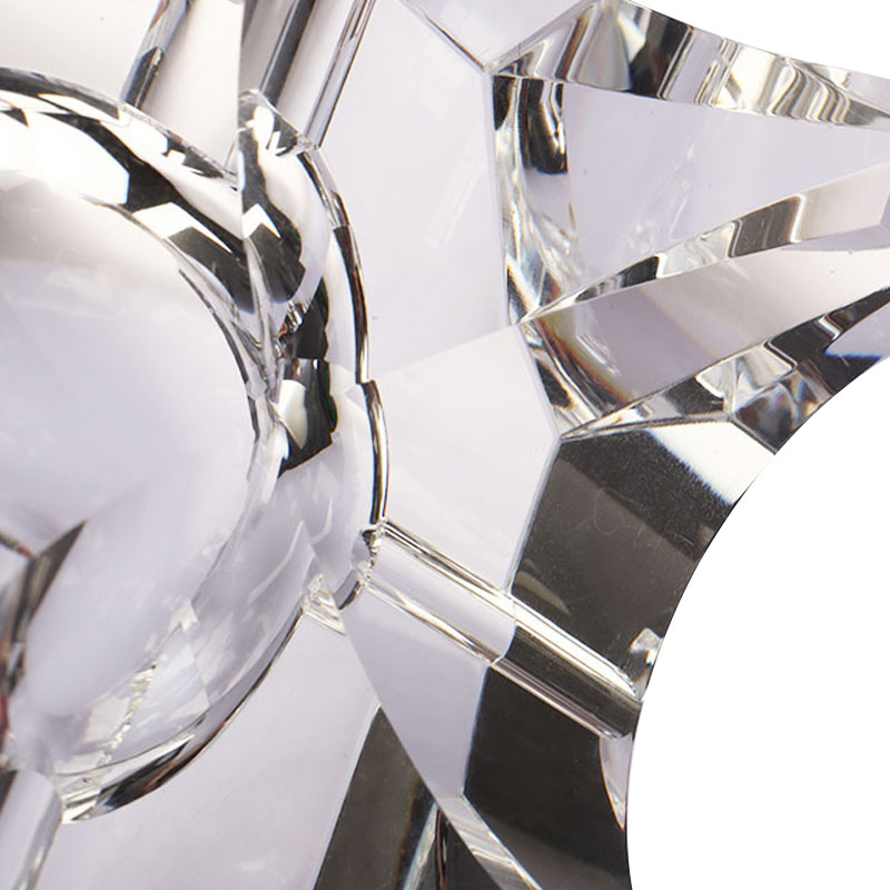 Yksinkertainen geometrinen muotoilu läpinäkyvä lasi kristalli tuhkakuppi