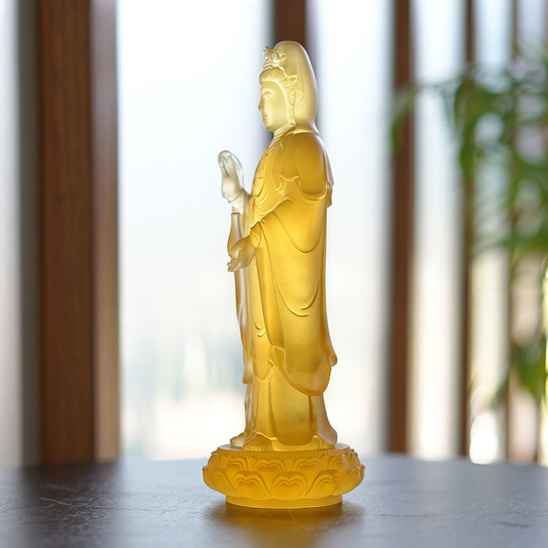 Guanyin Bodhisattvan lasipatsas