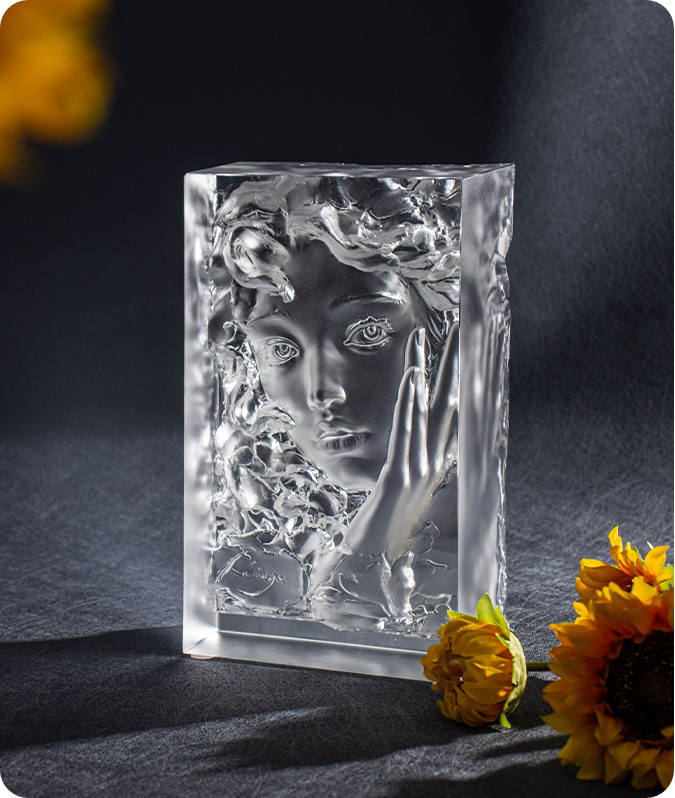 Silmät kohotettuina