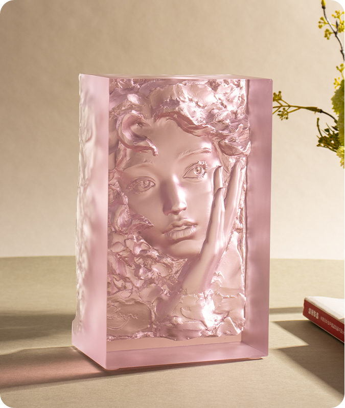 Silmät kohotettuina